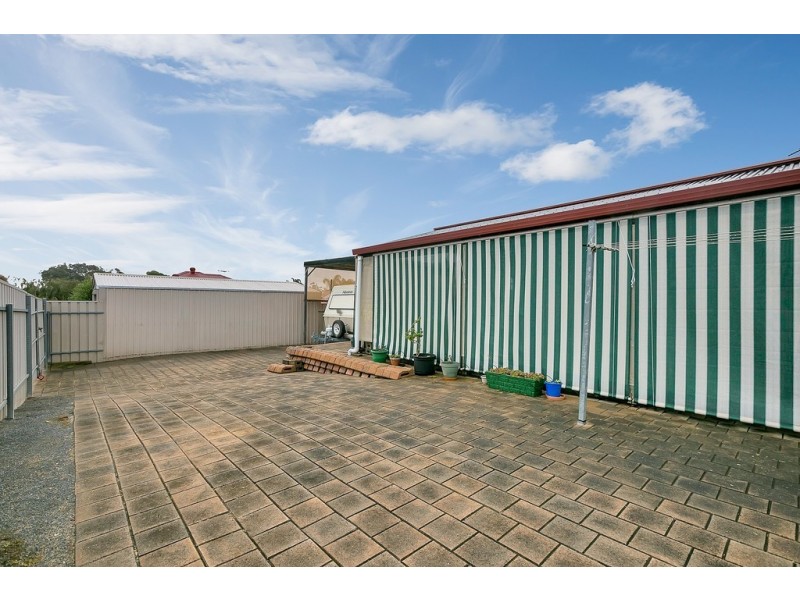 19 Dorrien Avenue, Woodcroft SA 5162