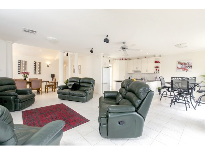 3 Nyrang Circuit, Woodcroft SA 5162