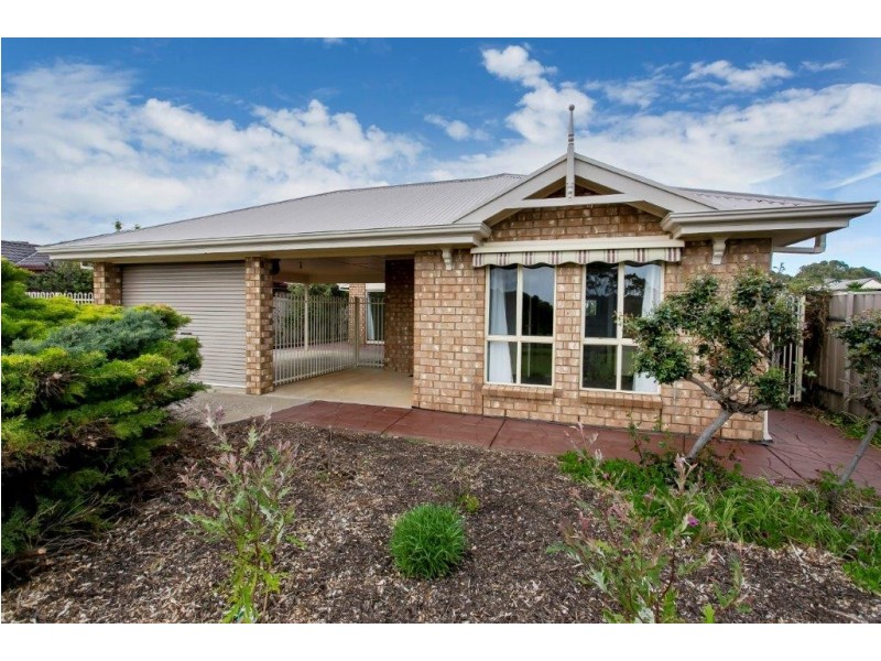 11 Esther Drive, Woodcroft SA 5162