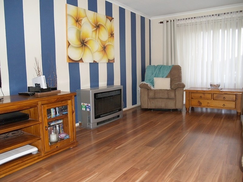 24 Kathryn Drive, Morphett Vale SA 5162