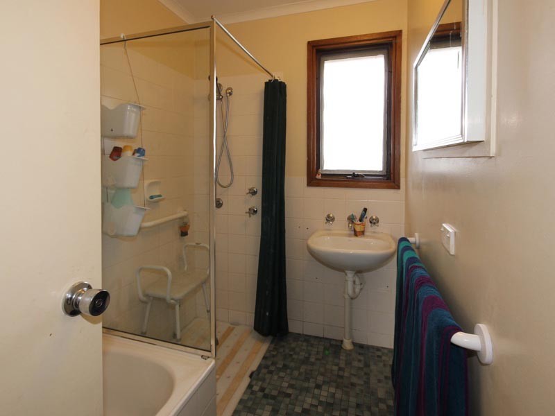 9 Vilna Crescent, Hackham West SA 5163