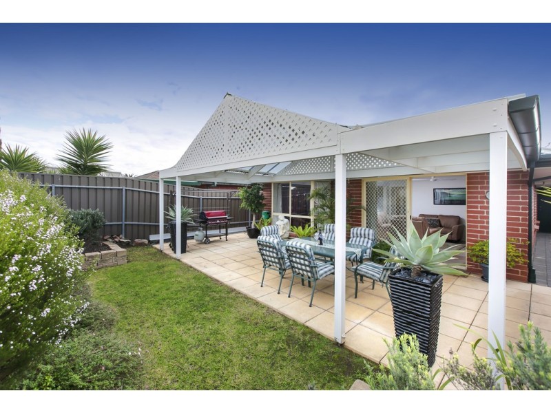 9 Zabica Avenue, Woodcroft SA 5162
