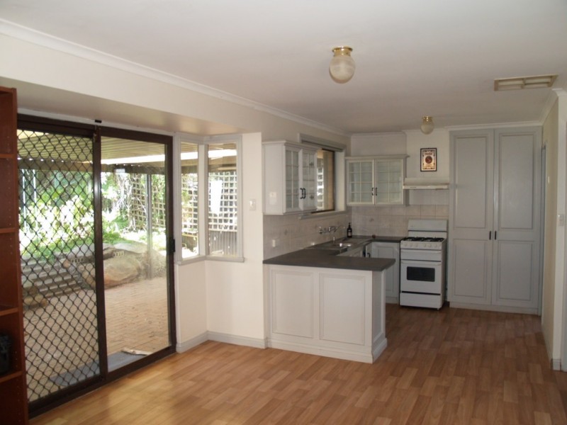 8 Bayton Road, Huntfield Heights SA 5163