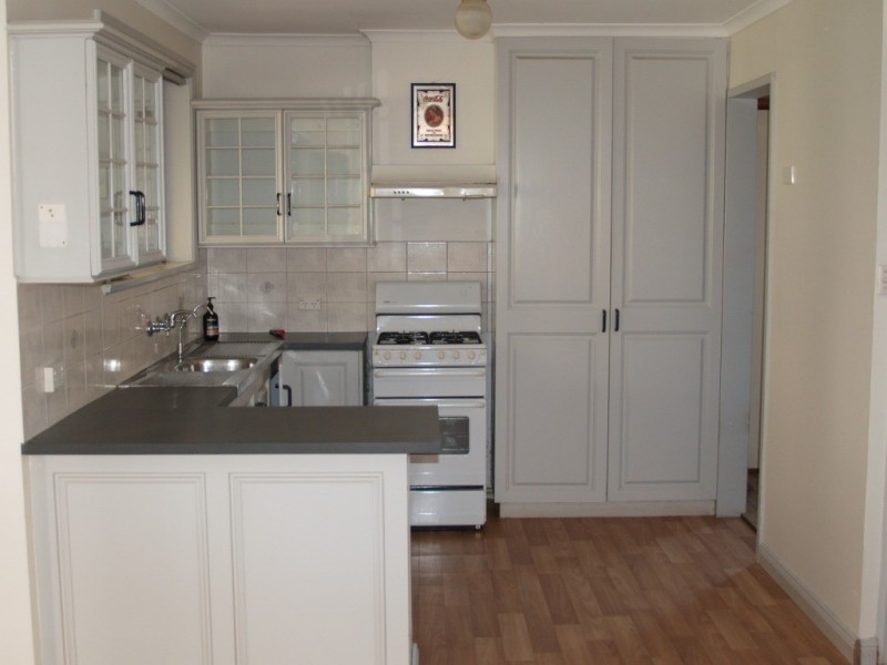 8 Bayton Road, Huntfield Heights SA 5163