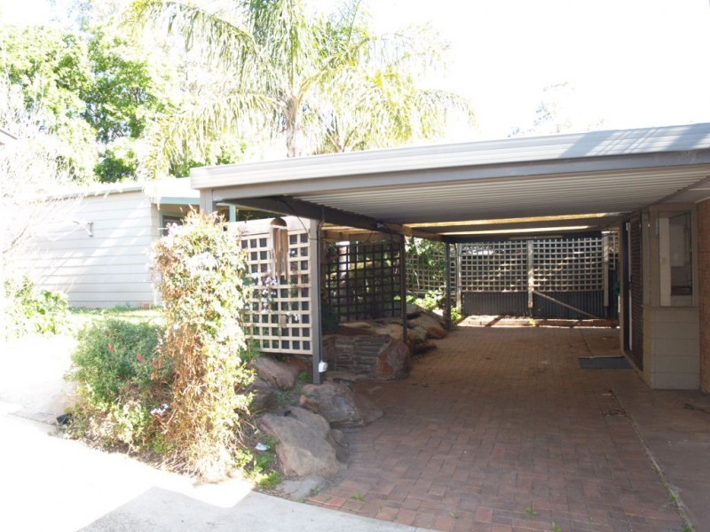 8 Bayton Road, Huntfield Heights SA 5163