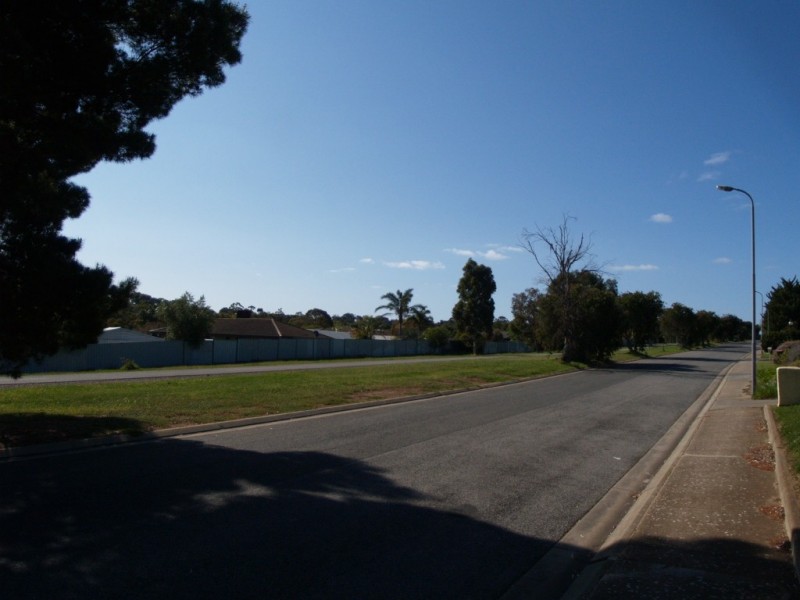 8 Bayton Road, Huntfield Heights SA 5163