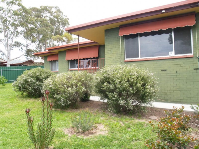 7 Richard Avenue, Hackham SA 5163