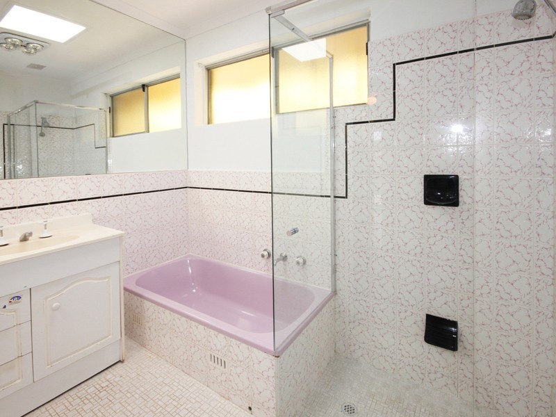 7 Richard Avenue, Hackham SA 5163