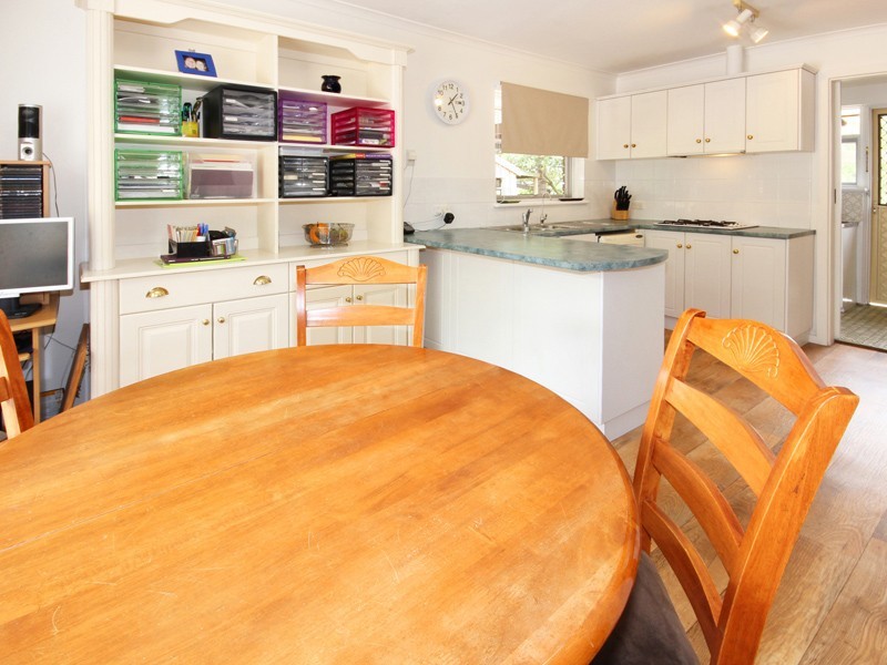 19 Sunnybanks Drive, Happy Valley SA 5159