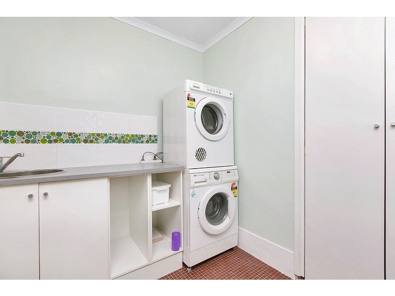 33 Helsinki Road, Hackham West SA 5163