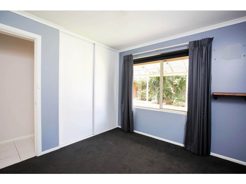 5 Autumn Court, Woodcroft SA 5162