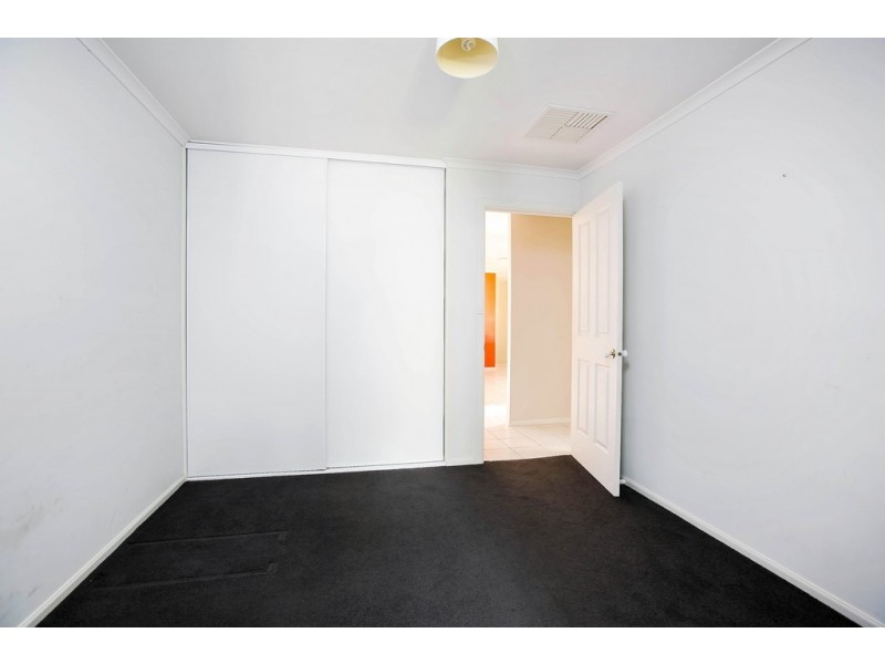 5 Autumn Court, Woodcroft SA 5162