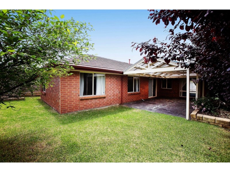 5 Autumn Court, Woodcroft SA 5162