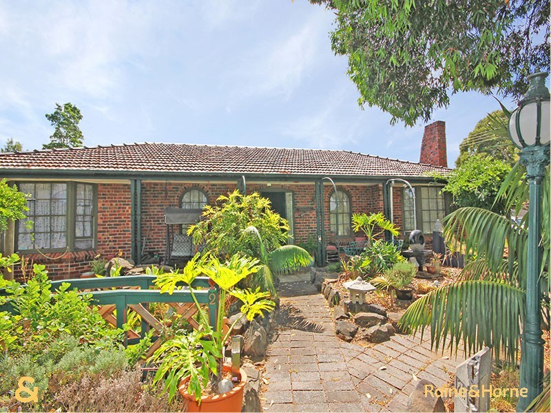 2 Torrens Street, Happy Valley SA 5159