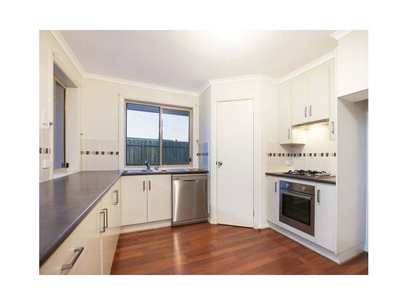 17 Yeltana Avenue, Huntfield Heights SA 5163