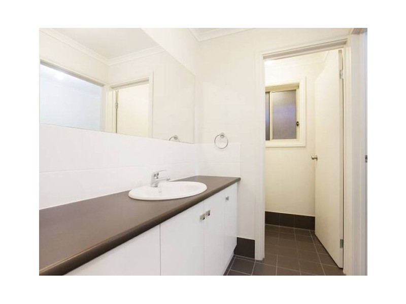 17 Yeltana Avenue, Huntfield Heights SA 5163