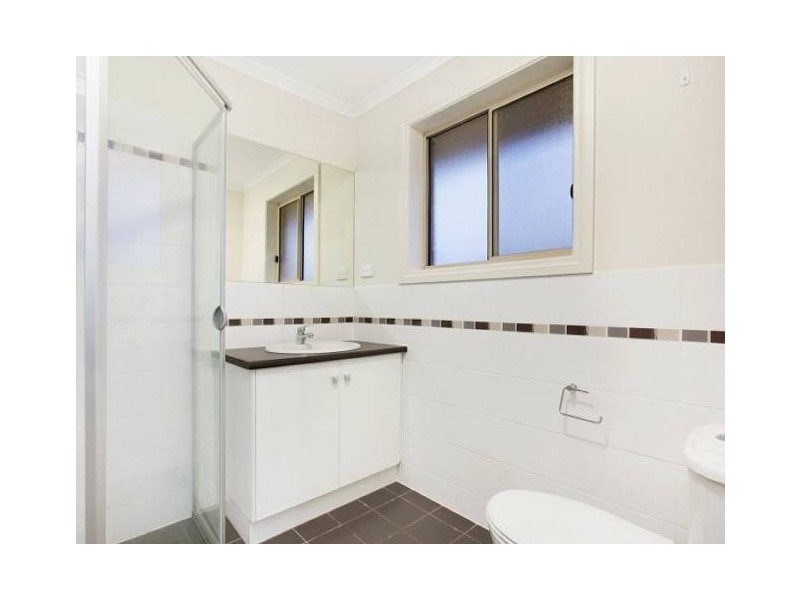 17 Yeltana Avenue, Huntfield Heights SA 5163