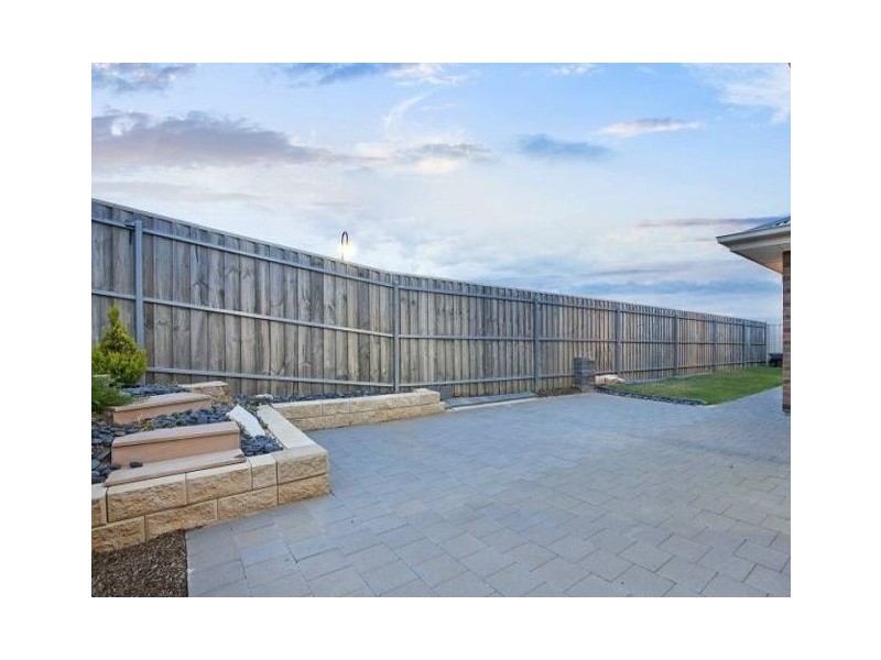 17 Yeltana Avenue, Huntfield Heights SA 5163