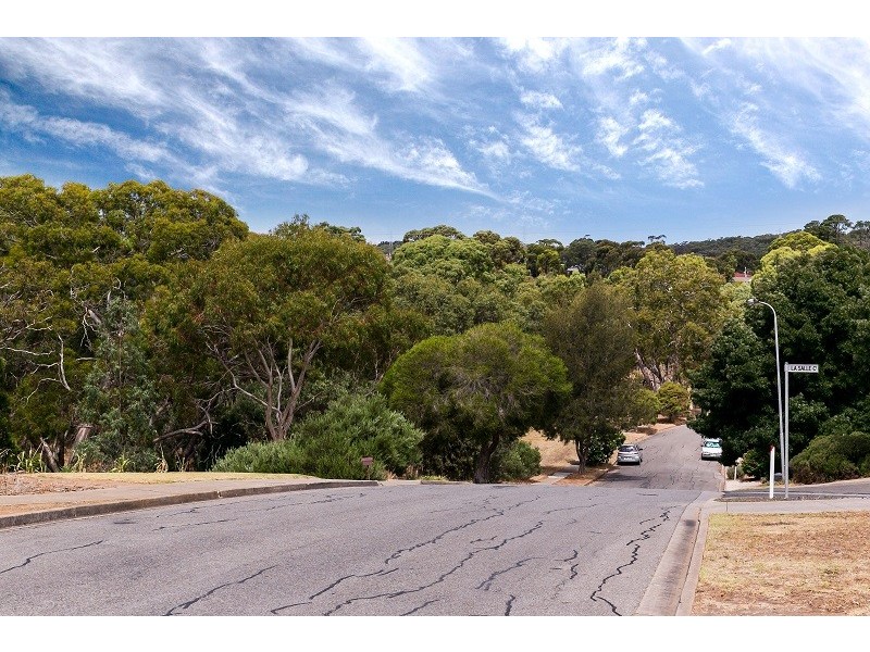 6 Minerva Grove, Happy Valley SA 5159