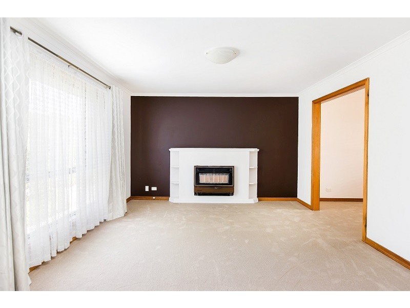 6 Minerva Grove, Happy Valley SA 5159