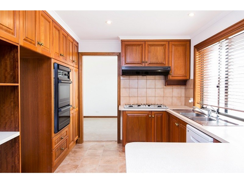 6 Minerva Grove, Happy Valley SA 5159