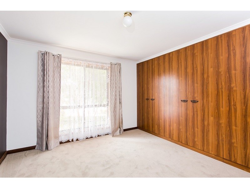 6 Minerva Grove, Happy Valley SA 5159