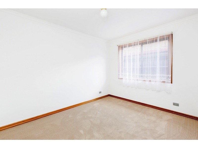 6 Minerva Grove, Happy Valley SA 5159