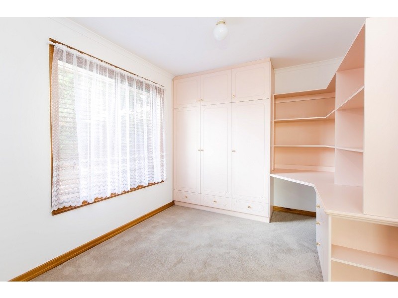 6 Minerva Grove, Happy Valley SA 5159