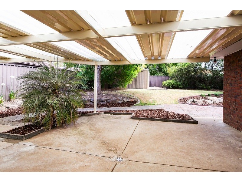 6 Minerva Grove, Happy Valley SA 5159