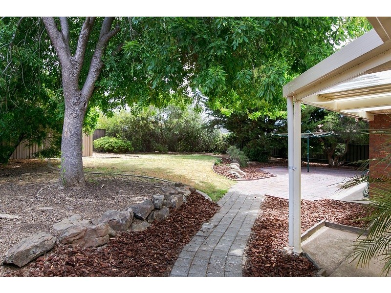 6 Minerva Grove, Happy Valley SA 5159