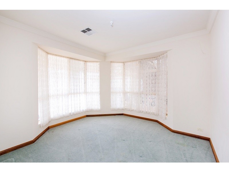 22 Jimmy Watson Drive, Woodcroft SA 5162