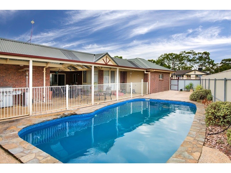 22 Jimmy Watson Drive, Woodcroft SA 5162