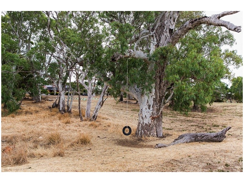 22 Jimmy Watson Drive, Woodcroft SA 5162