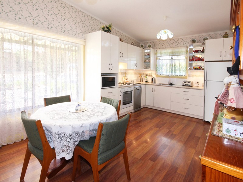 6 Norongo Street, O’sullivan Beach SA 5166