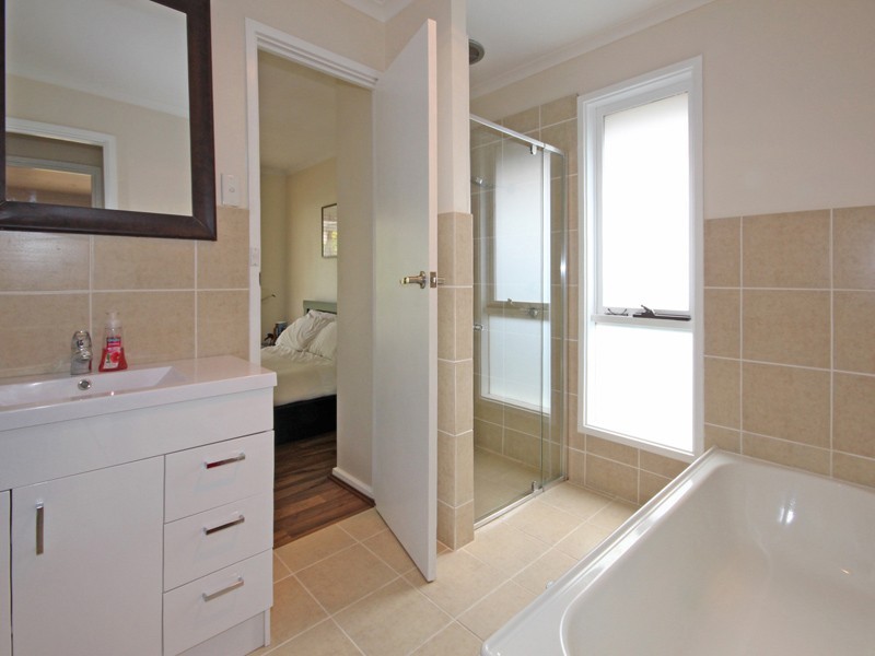 13 Byards Road, Happy Valley SA 5159