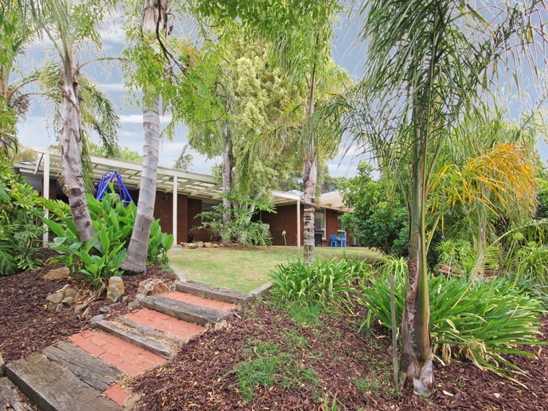 13 Byards Road, Happy Valley SA 5159