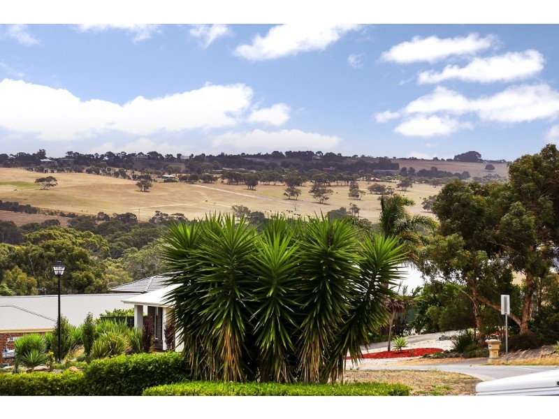 153 Coromandel Drive, Mccracken SA 5211