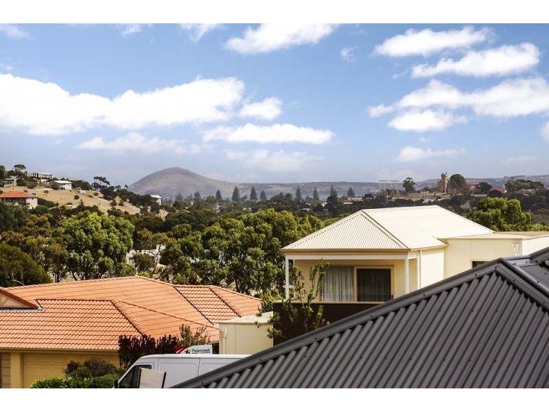 153 Coromandel Drive, Mccracken SA 5211