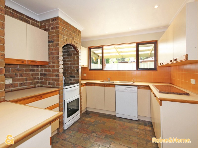 39 Southbound Avenue, Aberfoyle Park SA 5159