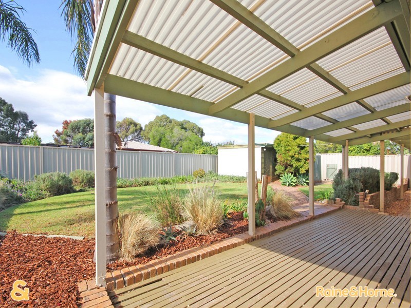 39 Southbound Avenue, Aberfoyle Park SA 5159