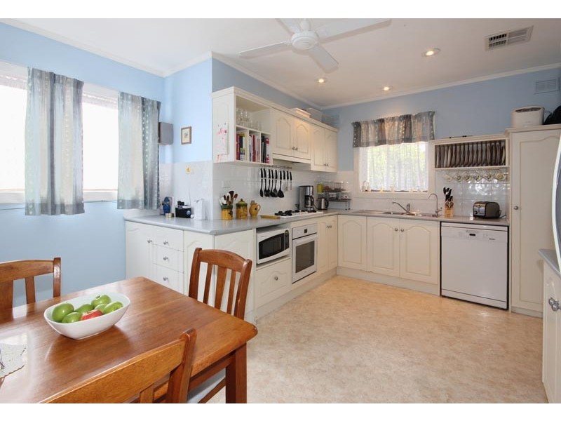 28 Gumeracha Road, O’sullivan Beach SA 5166