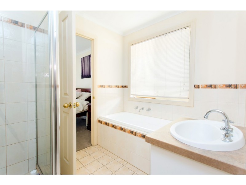 26 Perry Road, Huntfield Heights SA 5163