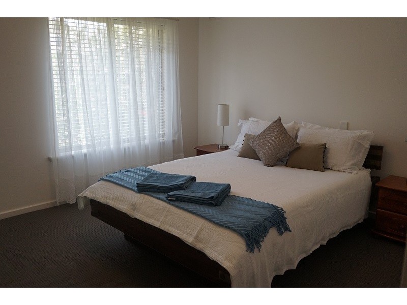 23 Desmond Road, Hackham SA 5163