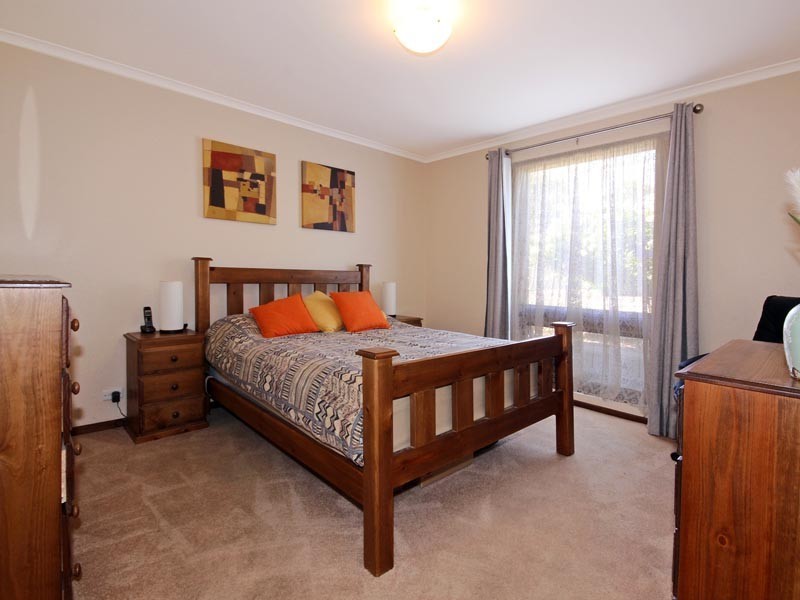 14 Abraxas Court, Aberfoyle Park SA 5159