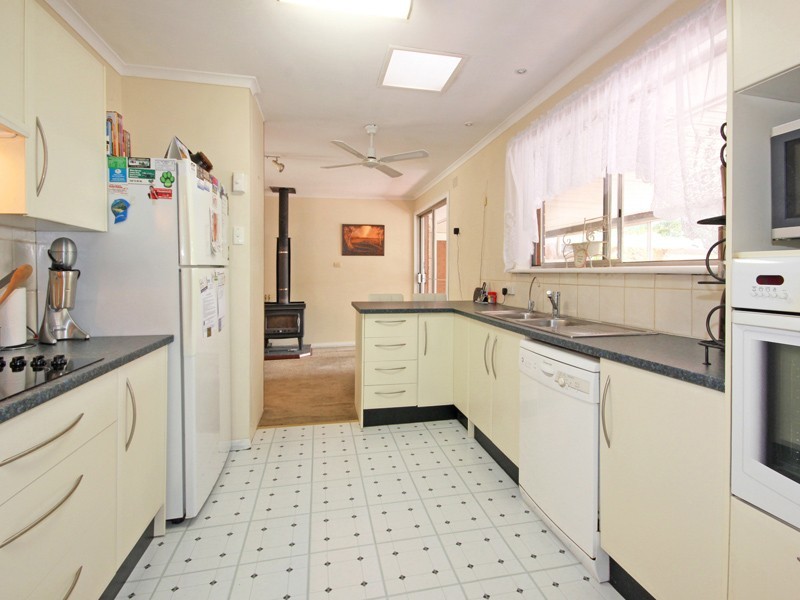 27 Hawthorndene Drive, Glenalta SA 5052