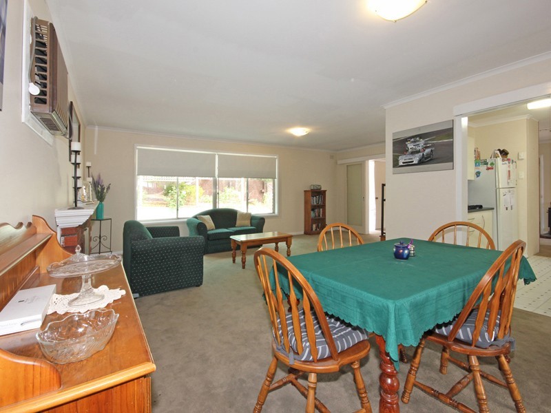 27 Hawthorndene Drive, Glenalta SA 5052