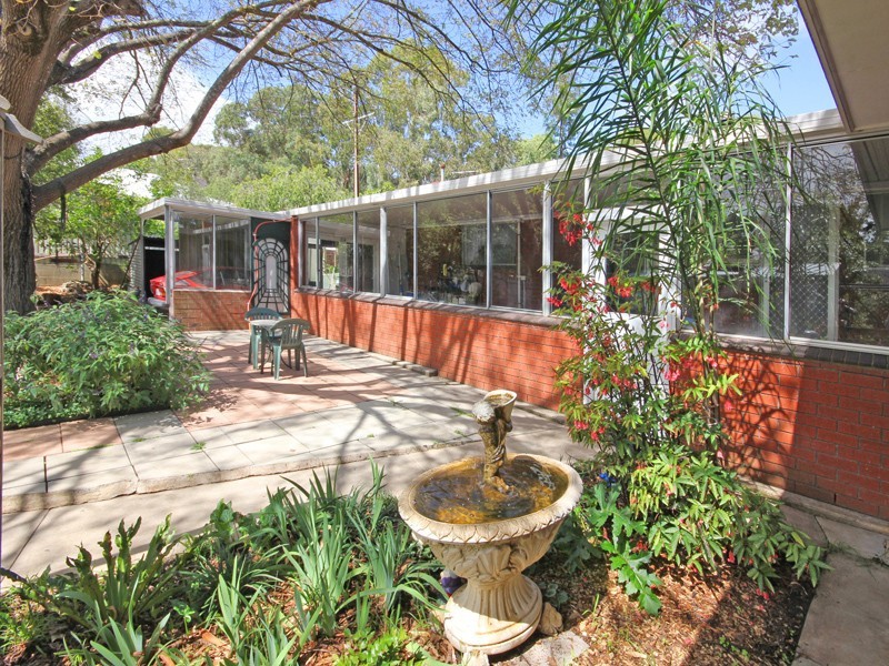 27 Hawthorndene Drive, Glenalta SA 5052