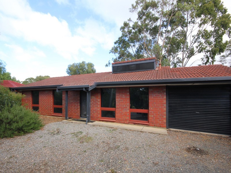 5 Lorikeet Court, Happy Valley SA 5159