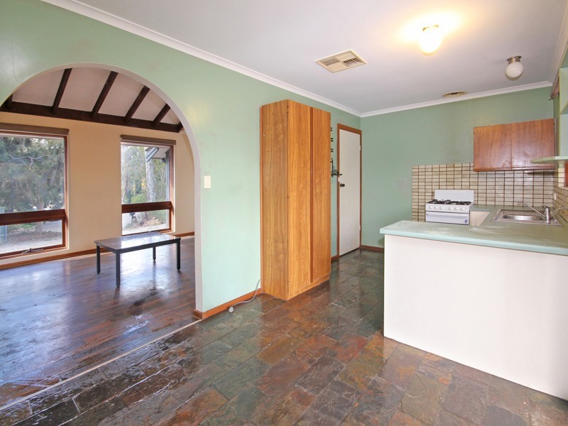 5 Lorikeet Court, Happy Valley SA 5159