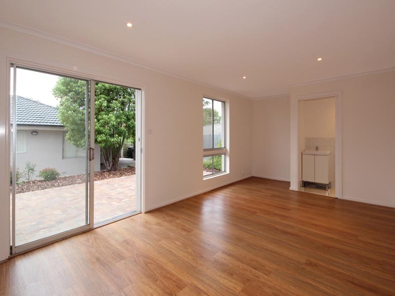 25 Collins Parade, Hackham SA 5163